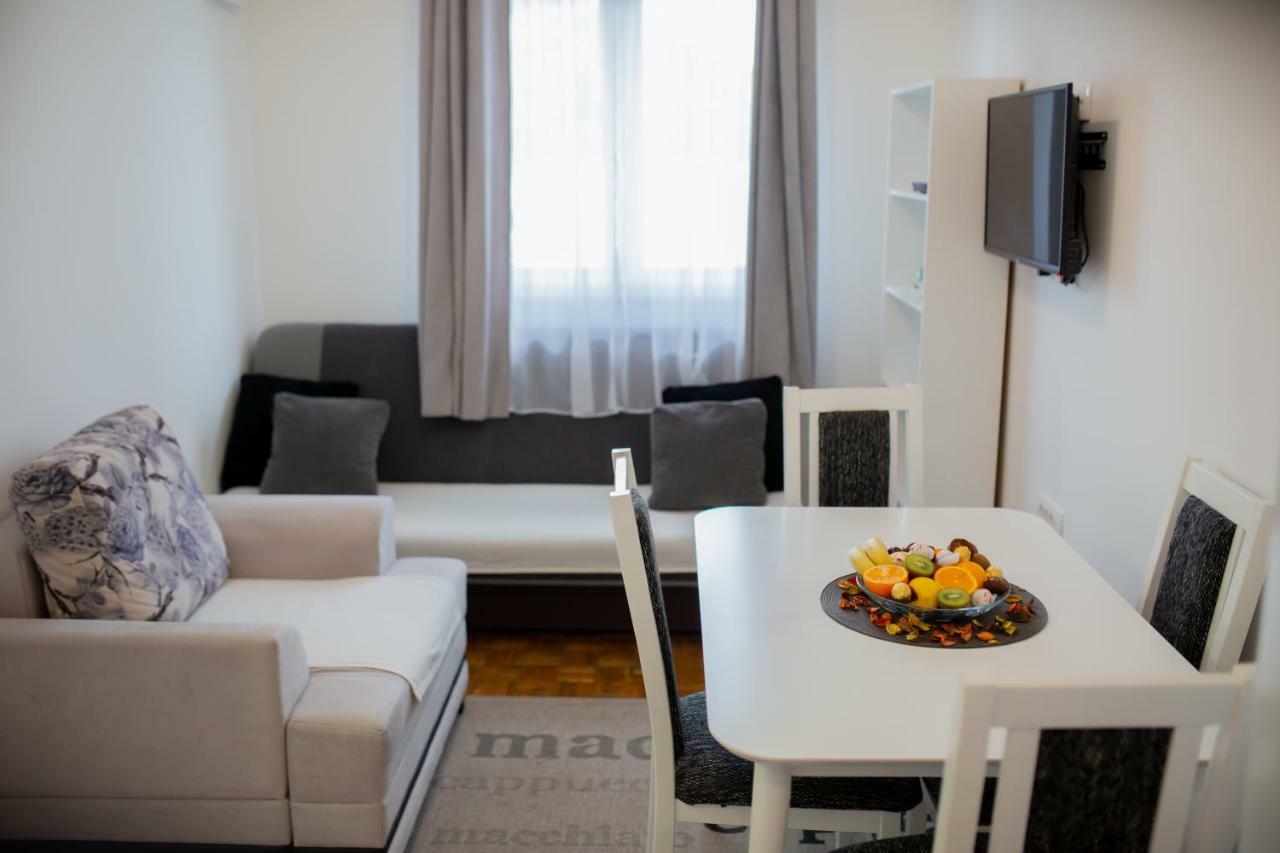 Apartmani Sunset Rogotin Kültér fotó